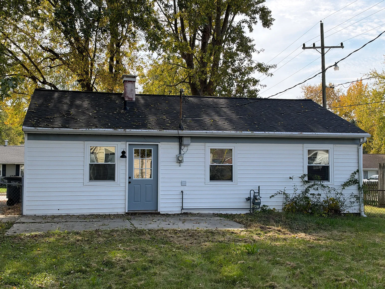 Columbus Blvd, Kokomo — Photo 2