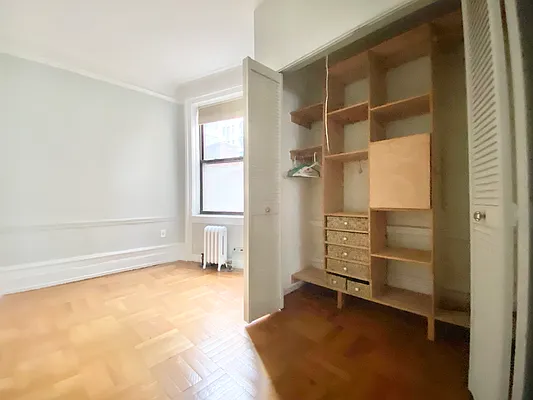 Rented by Bond New York | media 5