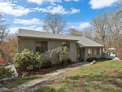 6 Manor Drive, Goldens Bridge, NY, 10526