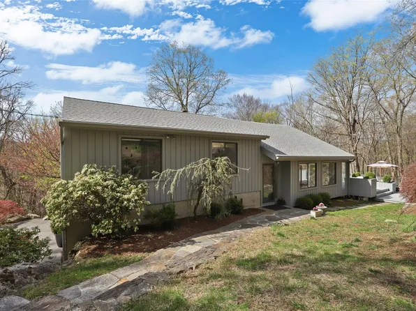 6 Manor Drive, Goldens Bridge, NY 10526