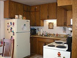 2nd image of 943 37th Ave N
