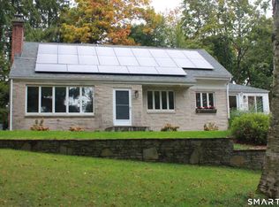 178 Harrison Rd, Cheshire, CT 06410