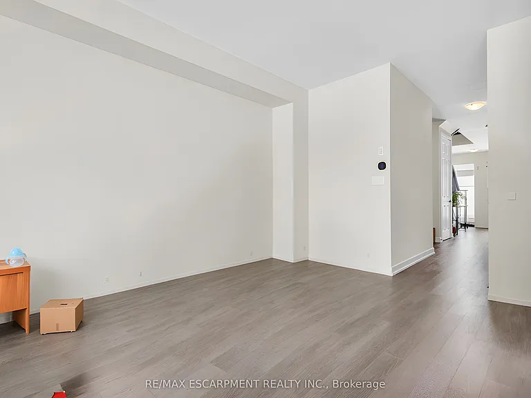 12 Blackberry Ln — Photo 4