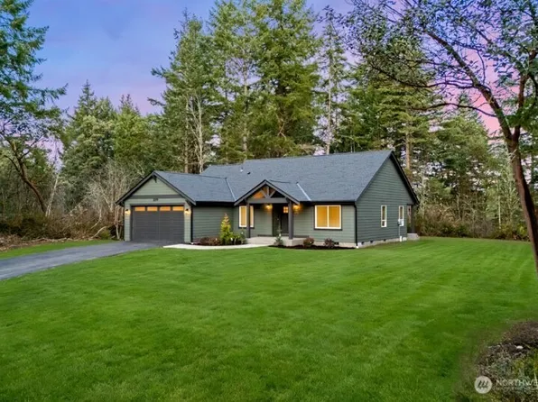 2219 202nd Avenue SW, Lakebay, WA 98349