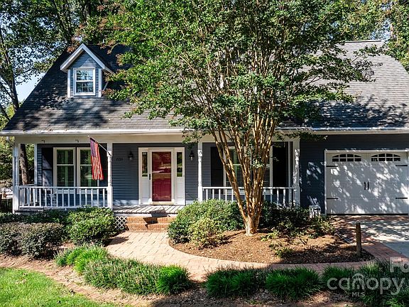 2nd image of 1733 Knightbridge Dr