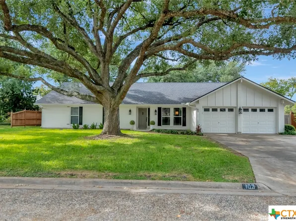 103 Alameda Cir, Victoria, TX 77904