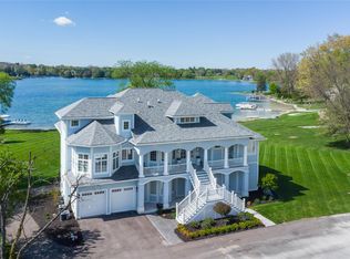 10195 Bennett Lake Rd, Fenton, MI 48430