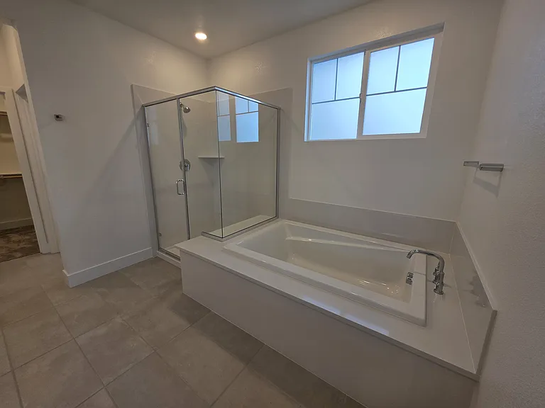 2649 Dashwood St — Photo 11
