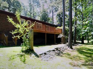 5 Thomas Dr, Eureka Springs, AR 72632