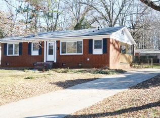 3815 Manchester Dr, Charlotte, NC 28217