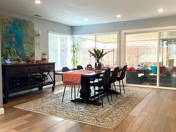 3rd image of 235 Vineyard Dr