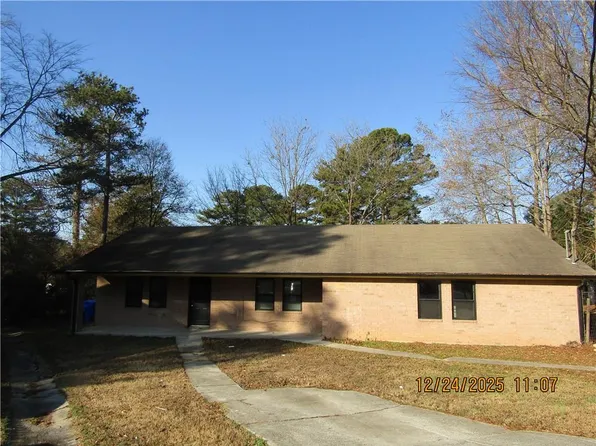 1635 Pinedale Cir NW, Conyers, GA 30012