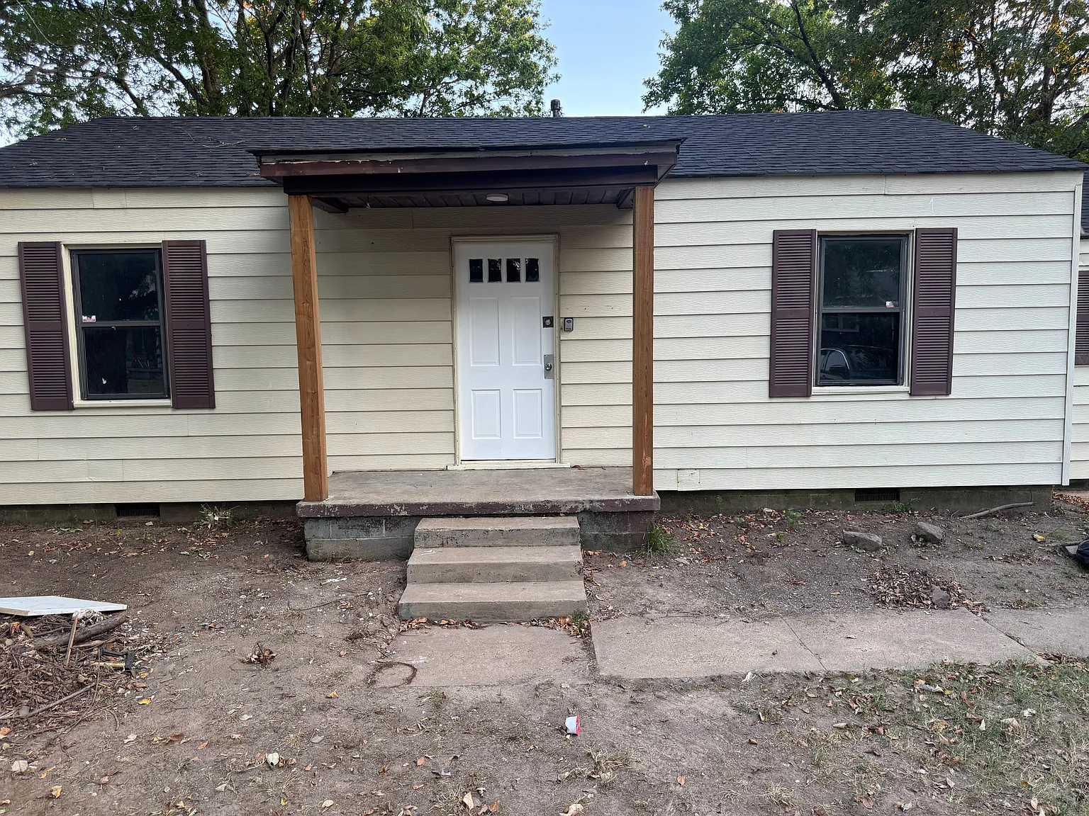 1629 S Aberdeen St — Photo 1