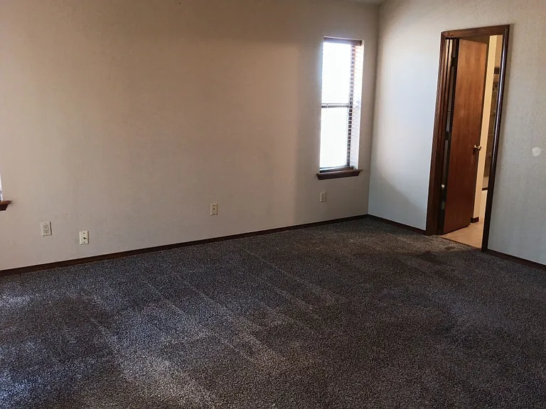 9612 Peralta Rd NE — Photo 10