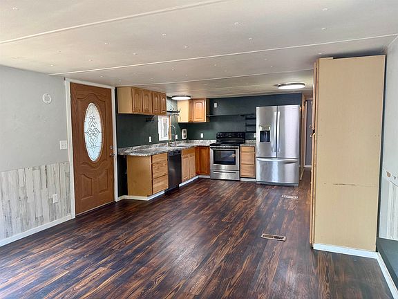 4th image of 19625 E Wellesley Ave