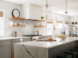 226 Lexington Ave #1, Cambridge, MA 02138