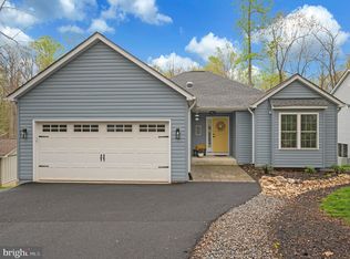 708 Eastover Pkwy, Locust Grove, VA 22508