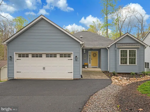 708 Eastover Pkwy, Locust Grove, VA 22508