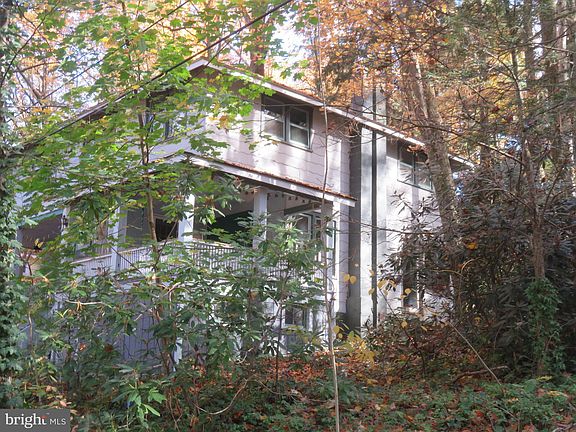 4th image of 116 Columbia Ave #L-0075