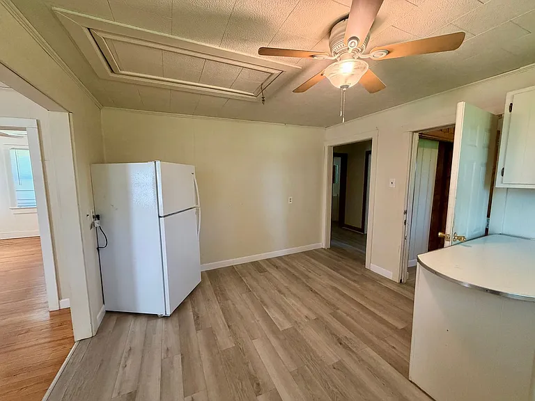 6515 Trottinridge Rd — Photo 4