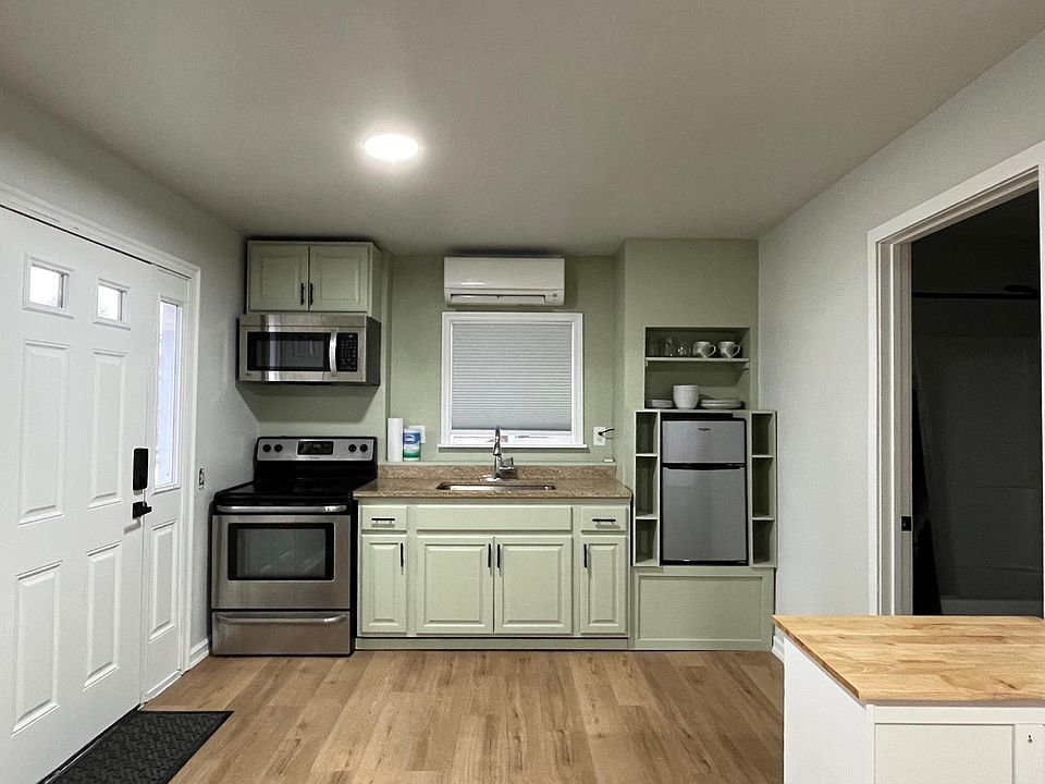 Updated kitchenette and ductless heating & a/c unit