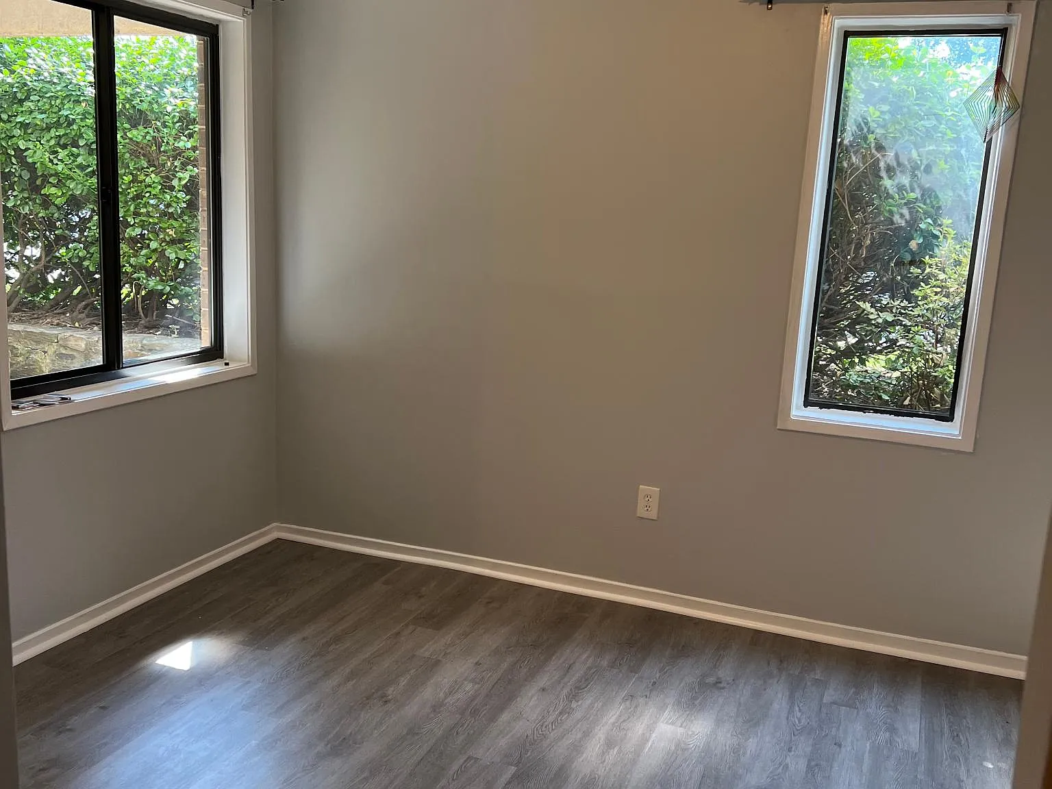 527 Florida Ave — Photo 3