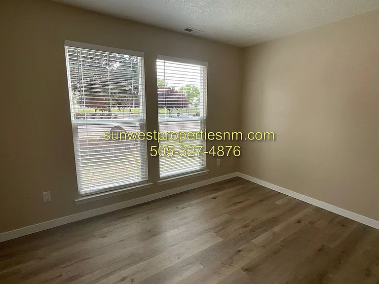 1151 E Navajo St — Photo 15