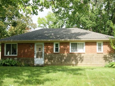 2423 Wildwood Circle Dr, Grand Blanc, MI, 48439