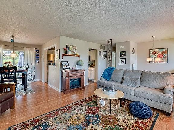 5th image of 1100 Vista Pl APT T