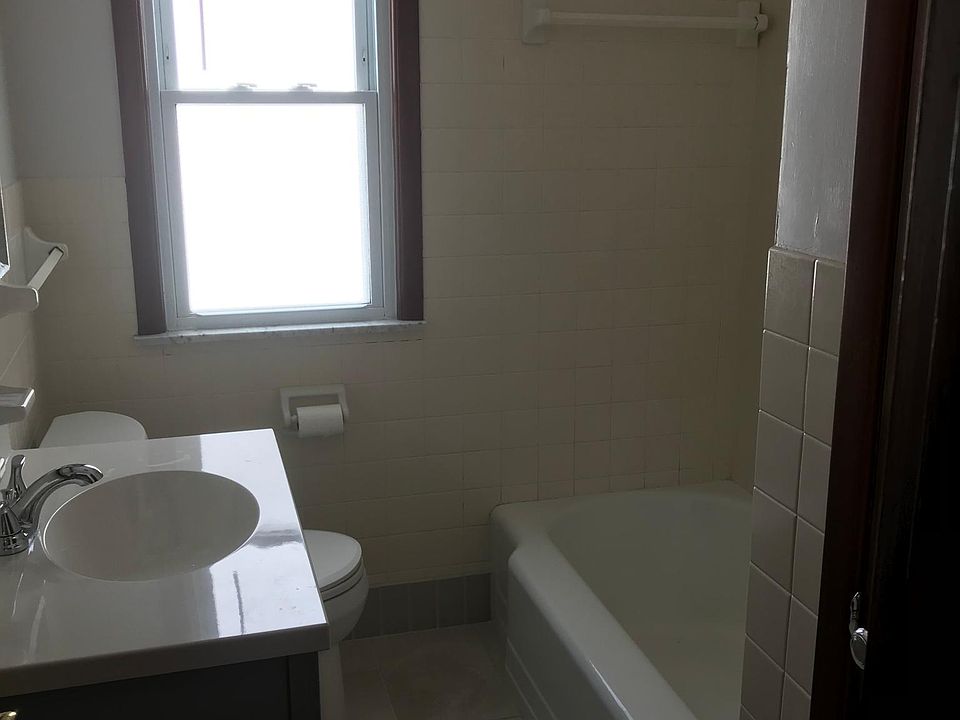 1st image of 13701 Oakview Blvd