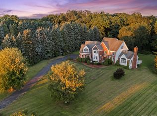 14 Kari Blvd, Poughkeepsie, NY 12601