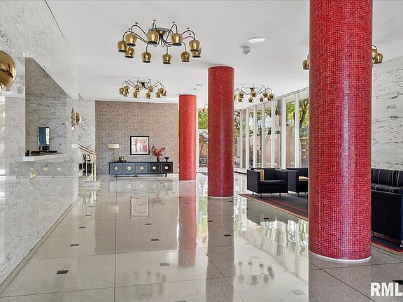 4th image of 718 S 7th St APT 1007