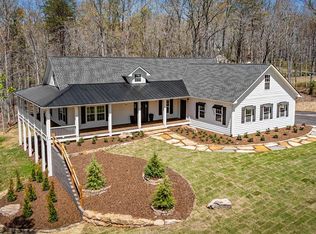 219 Fairview Dr, Morganton, GA 30560