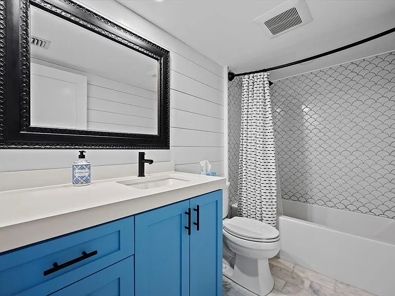 201 S Seas Dr #404 — Photo 27