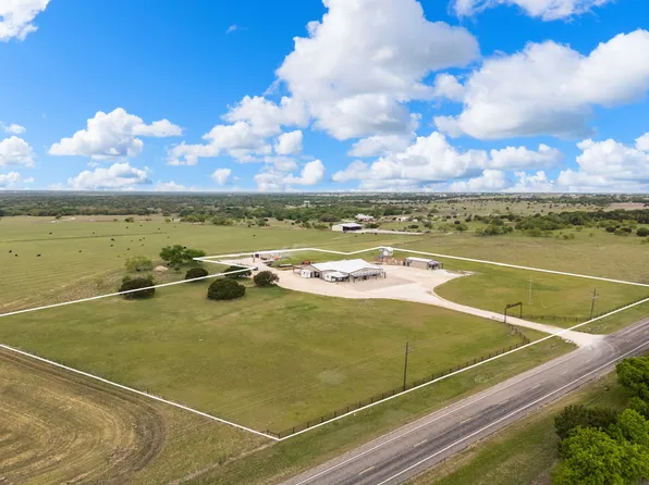 9685 N Lone Star Pkwy, Valley Mills, TX 76689