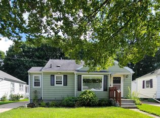 1221 W Goodrich St, Lansing, MI 48910