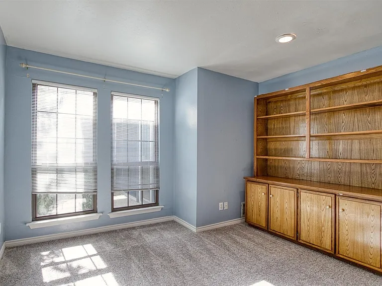 3809 Graphic Pl — Photo 14
