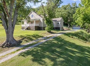 1086 Lynn Portal Rd, Washington, PA 15301