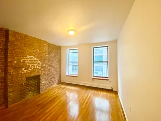 Rented by Crosstown Apartments NYC