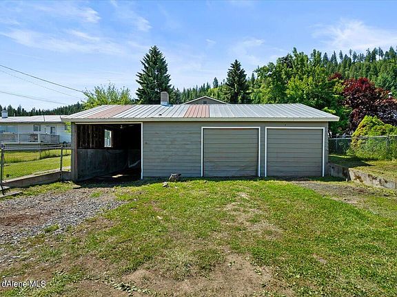 3rd image of 2304 Cromwell Dr