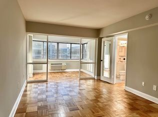2141 I St NW APT 702, Washington, DC 20037