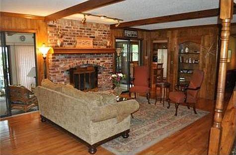 4th image of 12008 Jarboe St