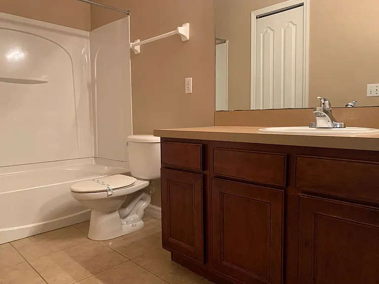 7117 Harmony Square Dr S — Photo 24