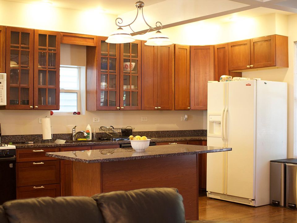 1st image of 2835 N Elston Ave