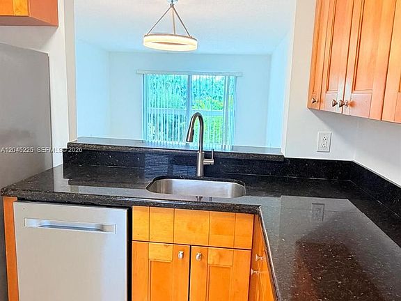 5th image of 7705 Camino Real #B-413