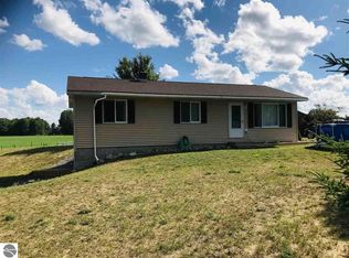 1160 E Walker Rd, Lake City, MI 49651
