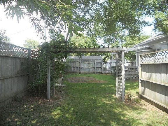 5th image of 203 S Home St