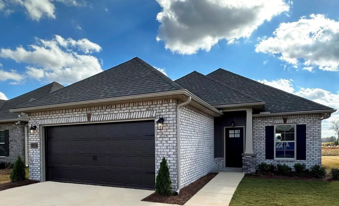 3 bed, 1475 sqft, $1,695 — Photo 1