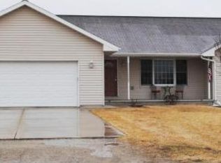 2914 Sanibel Dr, De Pere, WI 54115