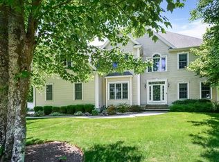 9 Broad Acres Farm Rd, Medway, MA 02053